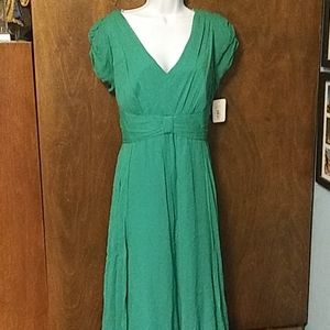 NWT SUZI CHIN for Maggie London Green Cocktail Drs